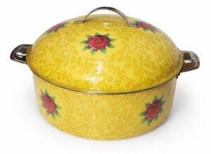 Home And Hotel Food Serving Hot Pot With Enamel Printed Finishing